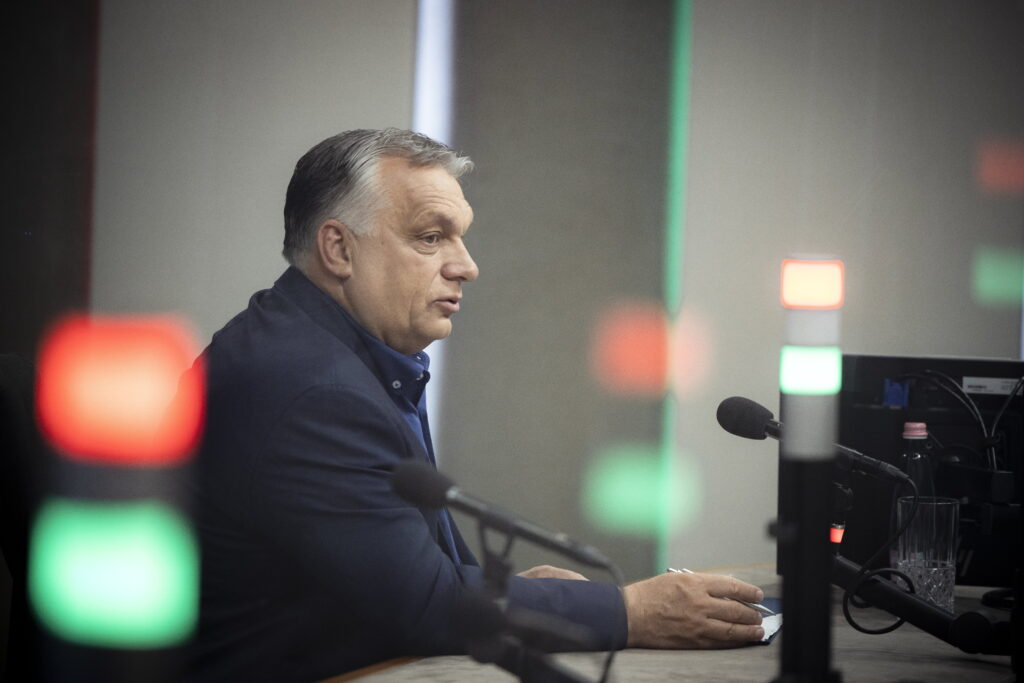 VIKTOR ORBÁN BECOMES POPULAR IN ROMANIA DURING THE CRISIS